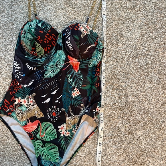 Tropical/Animal Print Swimsuit with Chain Straps - Picture 5 of 6